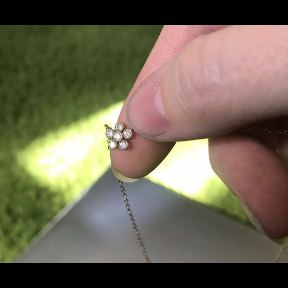 Chloe+Isabel Petite Bijoux Flower *Set* - Picture 2 of 4